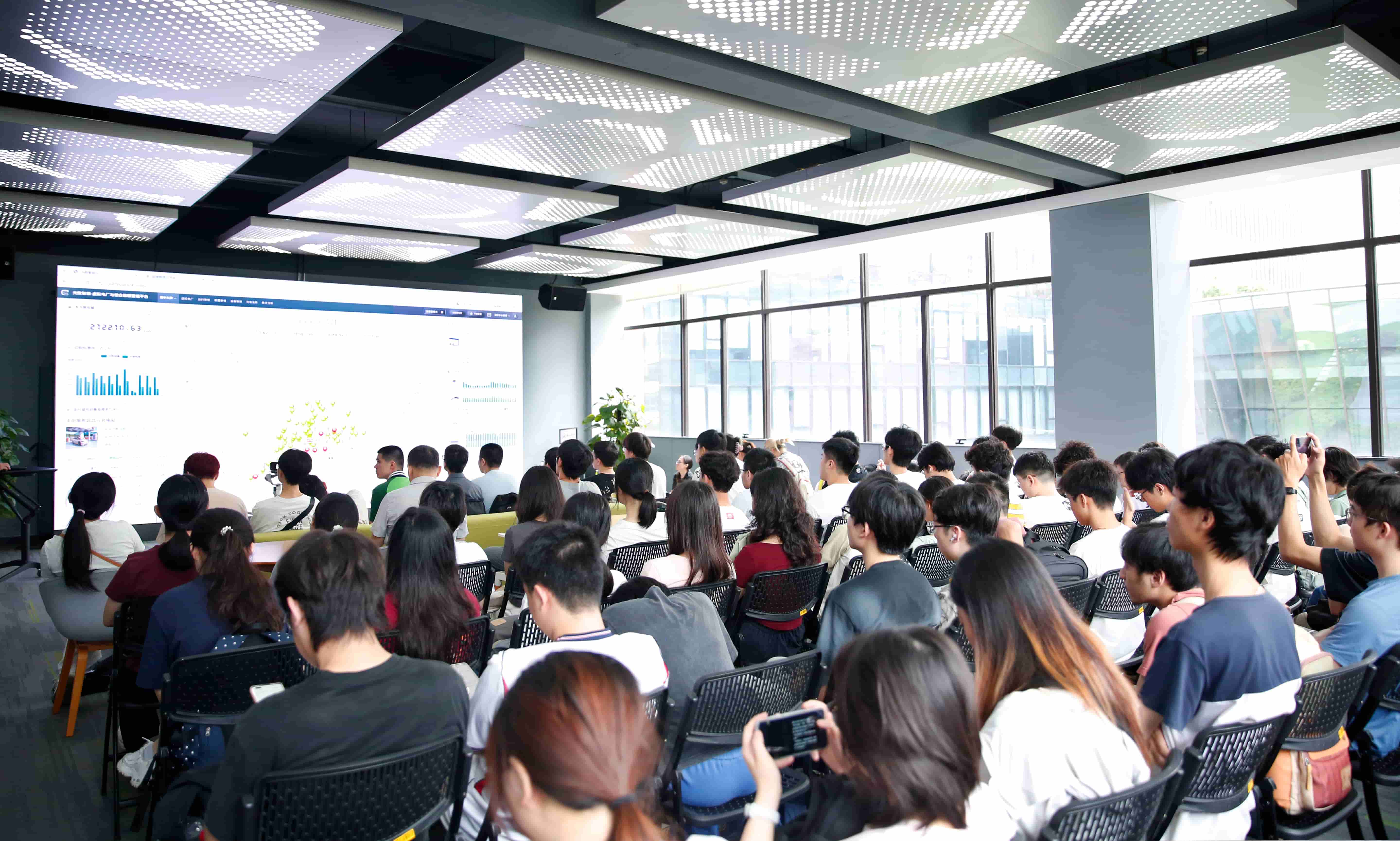 深化校企协同创新，赋能新型电力系统建设丨华南理工大学师生走进mg不朽情缘官网电气开展产学研交流活动